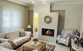Suzie'S House - Road To Loutra Pozar
